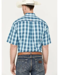 Ariat Men's Wrinkle Free Enzo Plaid Print Button-Down Short Sleeve Western Shirt -Men Western Cowboy 2000387254 442 P4